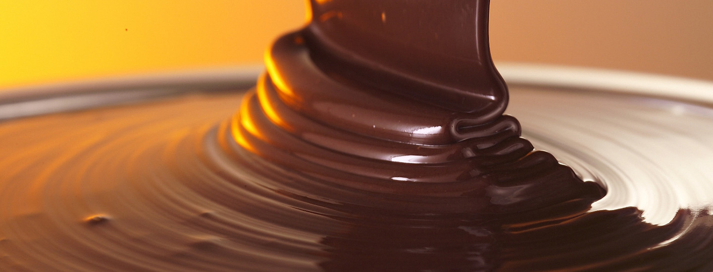 Fine dark chocolate to enjoy Fine dark chocolate to enjoy
